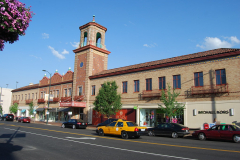THE PLAZA shops