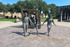 BLOCH CANCER SURVIVORS PARK