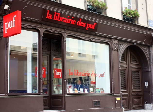 An image of Parisian bookstore La Librairie des puf.